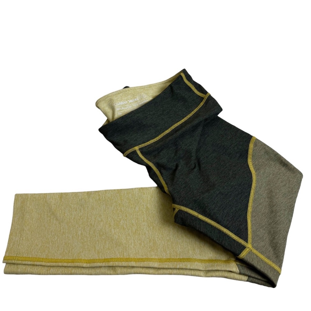 Outdoor Voices Size M 7/8 Tri-Tone Leggings Gray Yellow Stretch